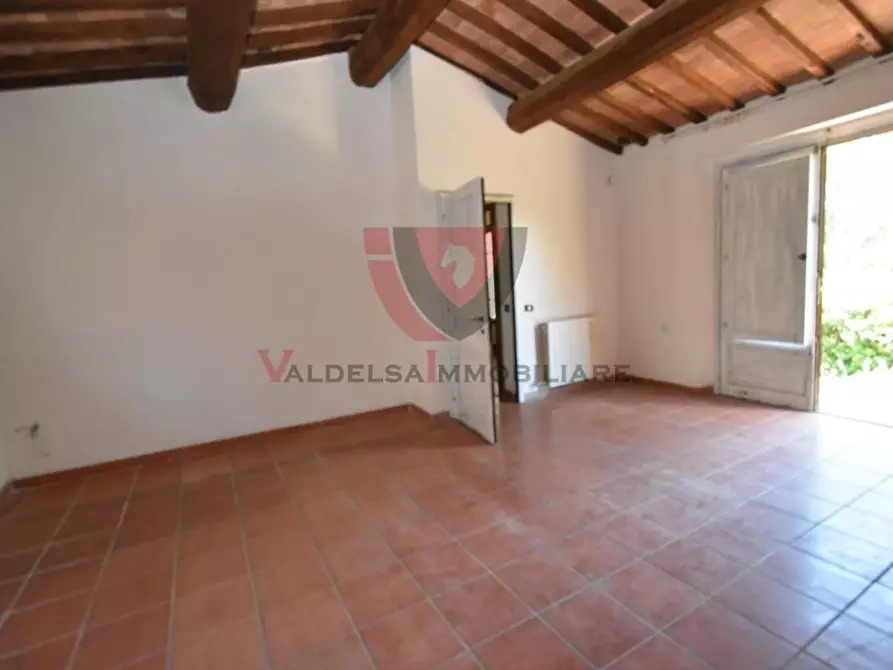 Immagine 21 di Appartamento in vendita  a Colle Di Val D'elsa