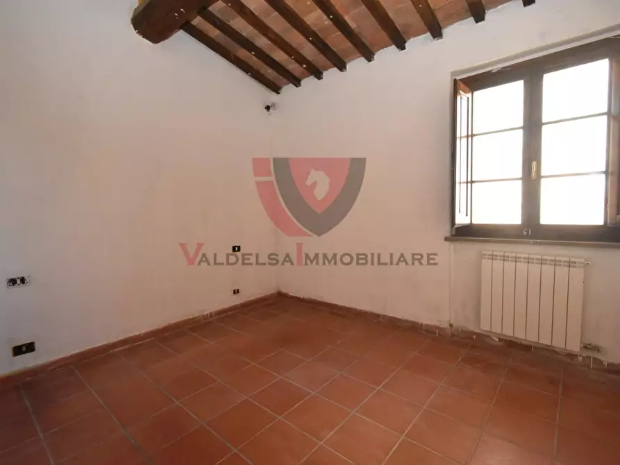 Immagine 5 di Appartamento in vendita  a Colle Di Val D'elsa