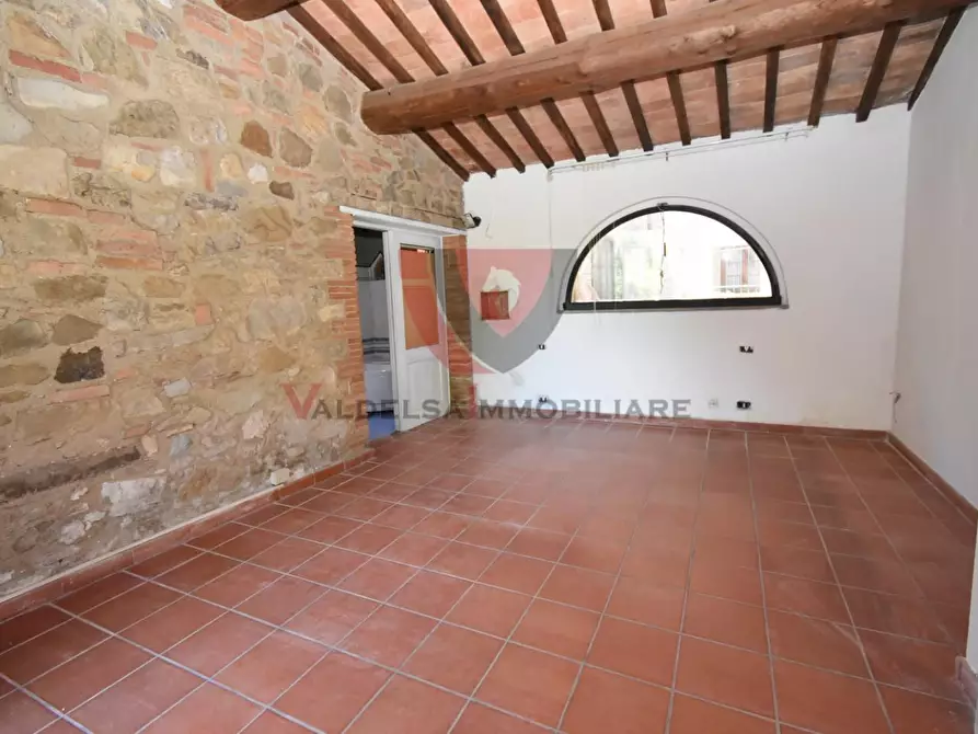 Immagine 24 di Appartamento in vendita  a Colle Di Val D'elsa