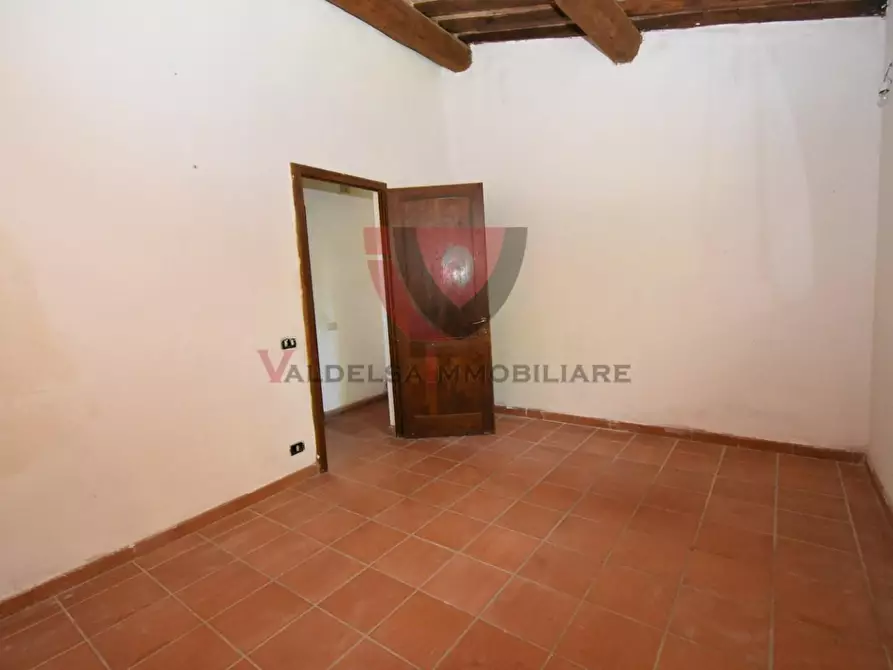 Immagine 10 di Appartamento in vendita  a Colle Di Val D'elsa