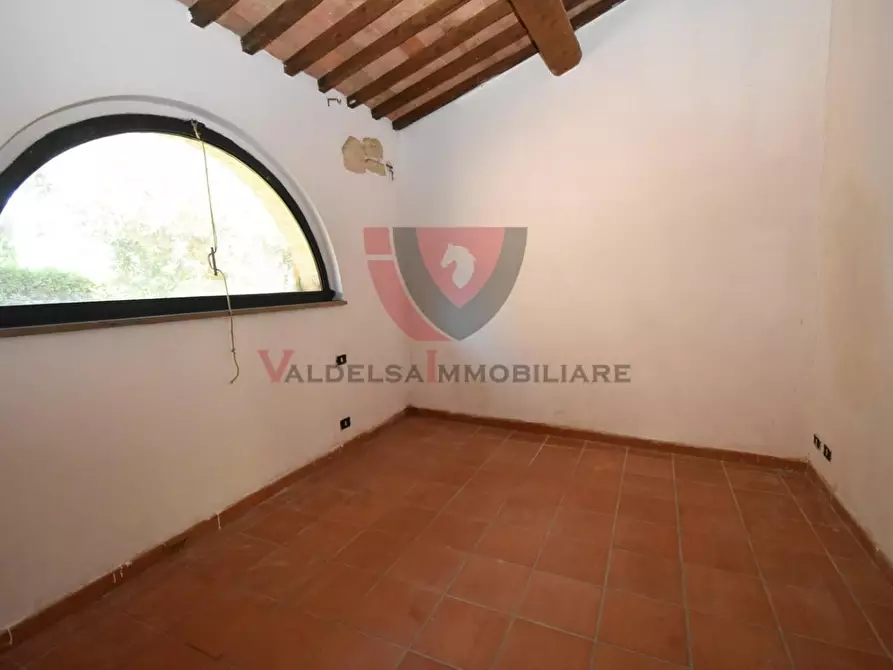 Immagine 12 di Appartamento in vendita  a Colle Di Val D'elsa