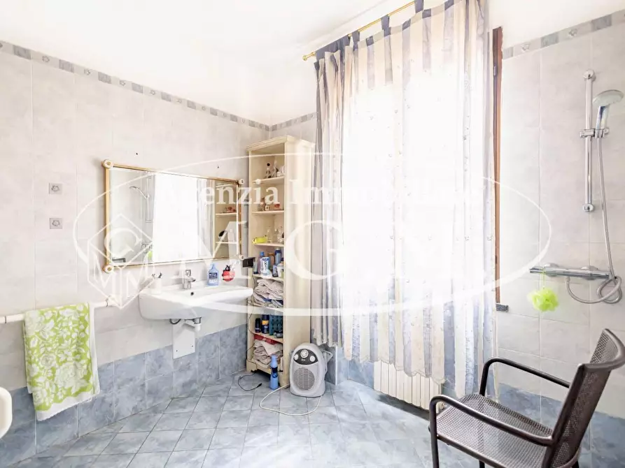 Immagine 30 di Rustico / casale in vendita  a Calcinaia