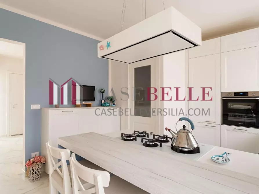 Immagine 8 di Appartamento in affitto  a Forte Dei Marmi