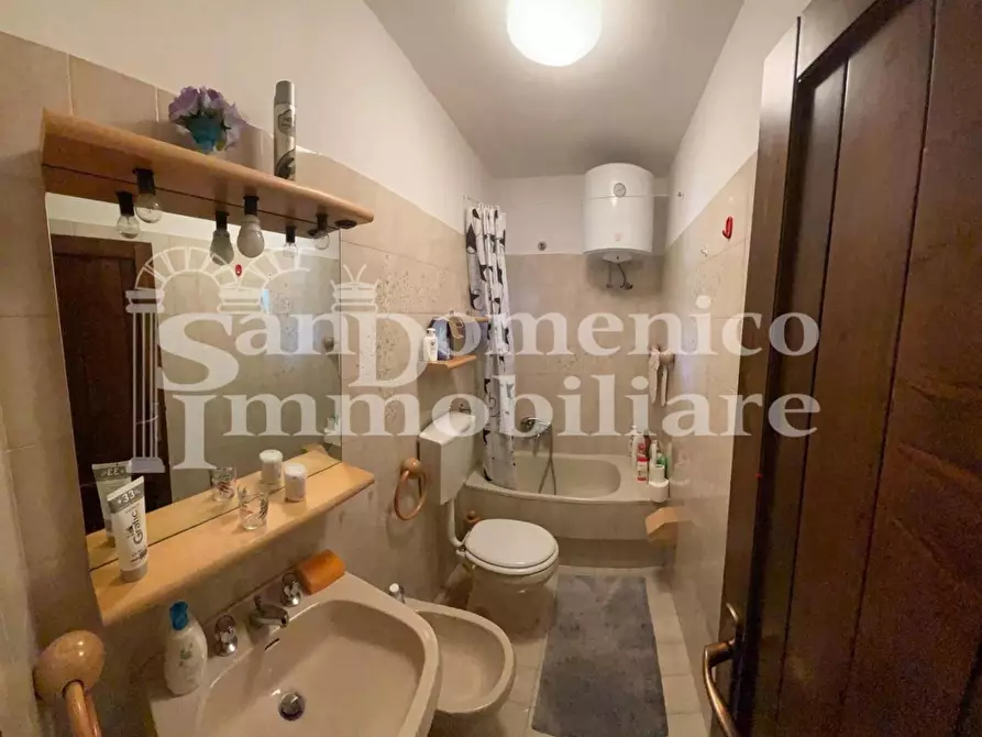 Immagine 12 di Appartamento in vendita  a Fiumalbo