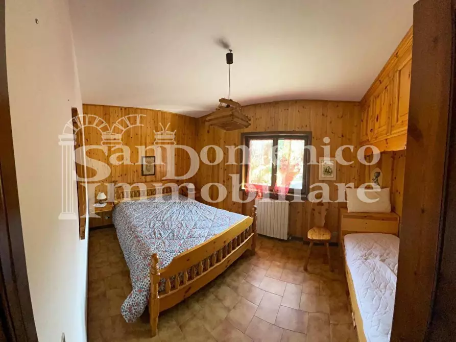 Immagine 7 di Appartamento in vendita  a Fiumalbo