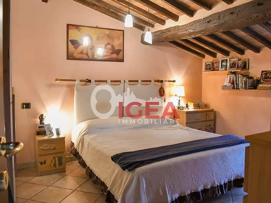 Immagine 19 di Mansarda in vendita  a Monteriggioni
