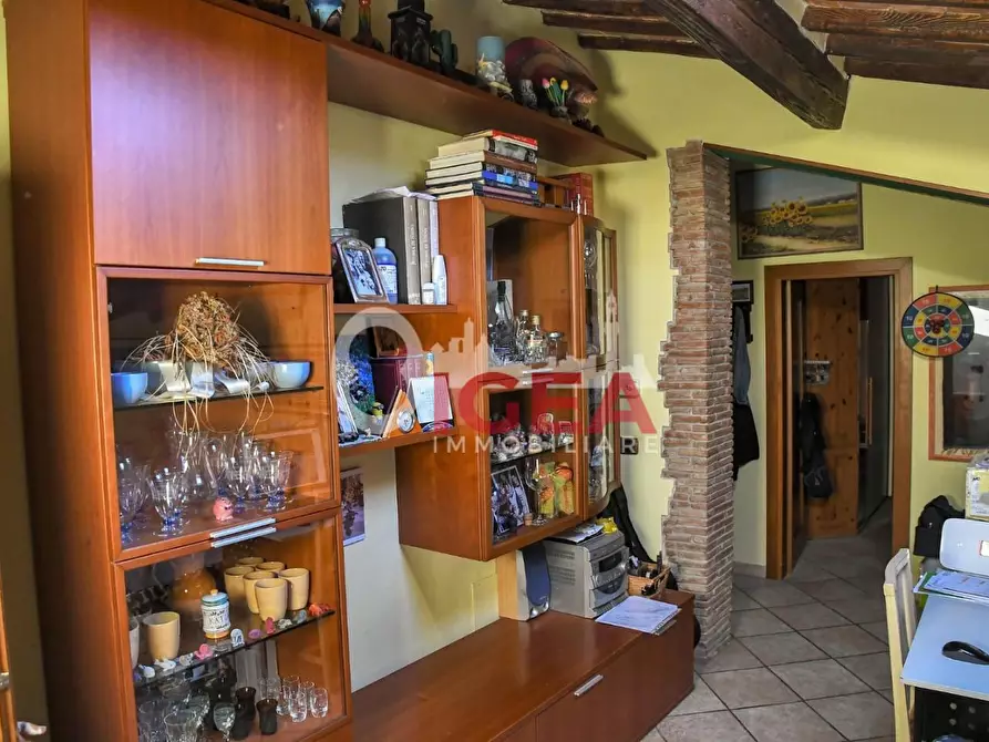 Immagine 14 di Mansarda in vendita  a Monteriggioni