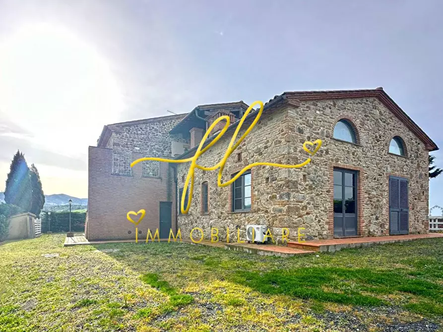 Immagine 32 di Casa colonica in vendita  a Santa Luce