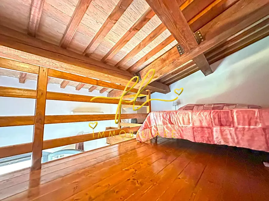 Immagine 7 di Casa colonica in vendita  a Santa Luce