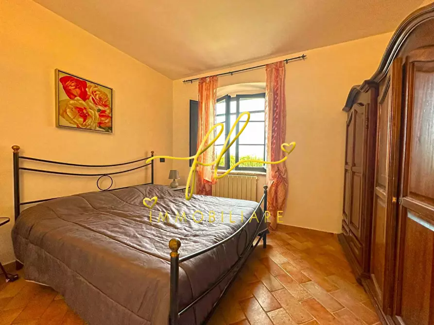 Immagine 21 di Casa colonica in vendita  a Santa Luce