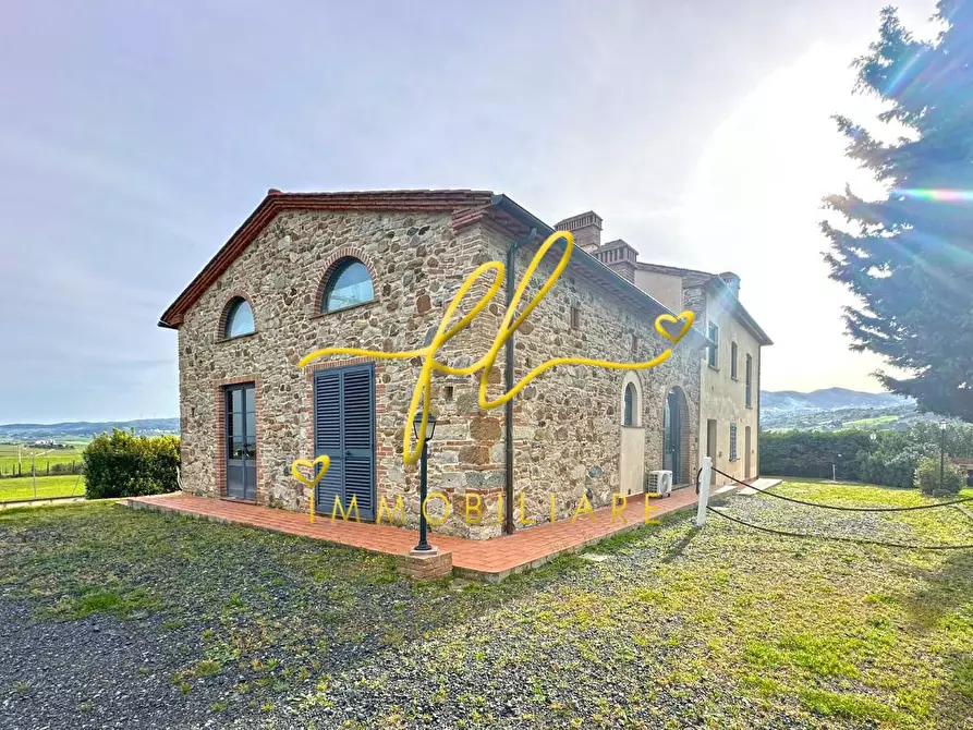 Immagine 34 di Casa colonica in vendita  a Santa Luce