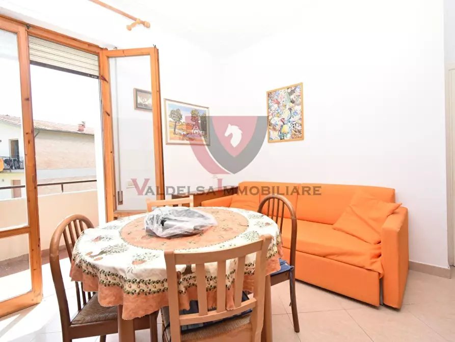 Immagine 13 di Appartamento in vendita  a Colle Di Val D'elsa