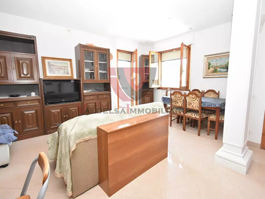 Immagine 28 di Appartamento in vendita  a Colle Di Val D'elsa