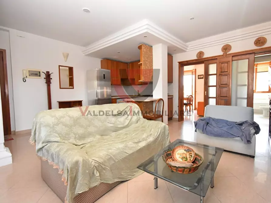 Immagine 5 di Appartamento in vendita  a Colle Di Val D'elsa