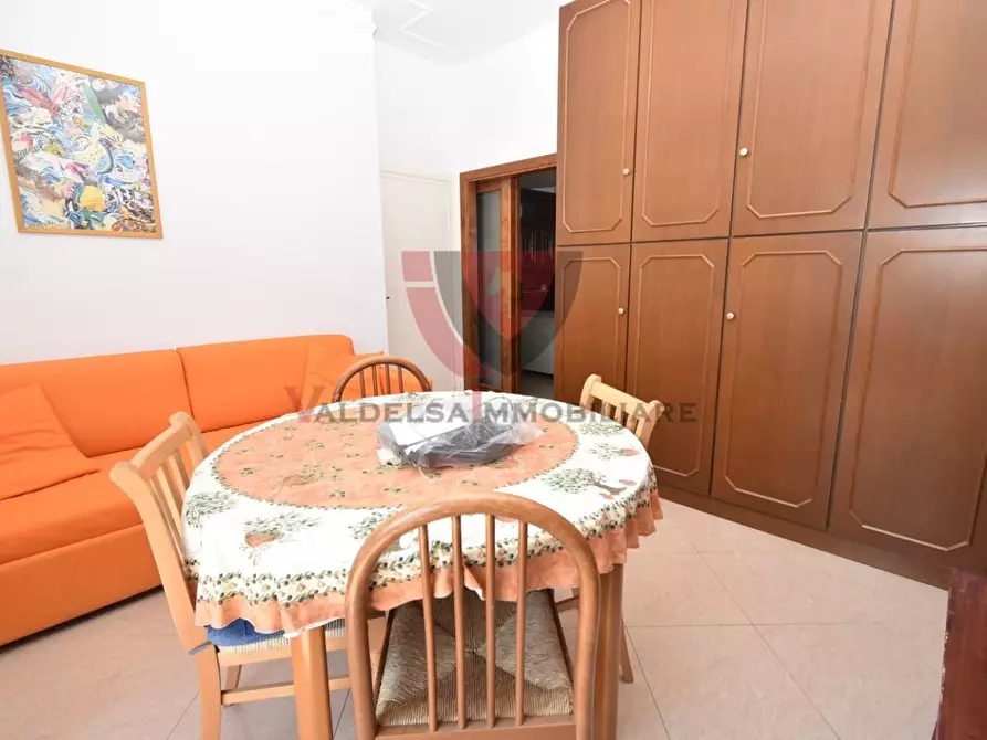 Immagine 15 di Appartamento in vendita  a Colle Di Val D'elsa