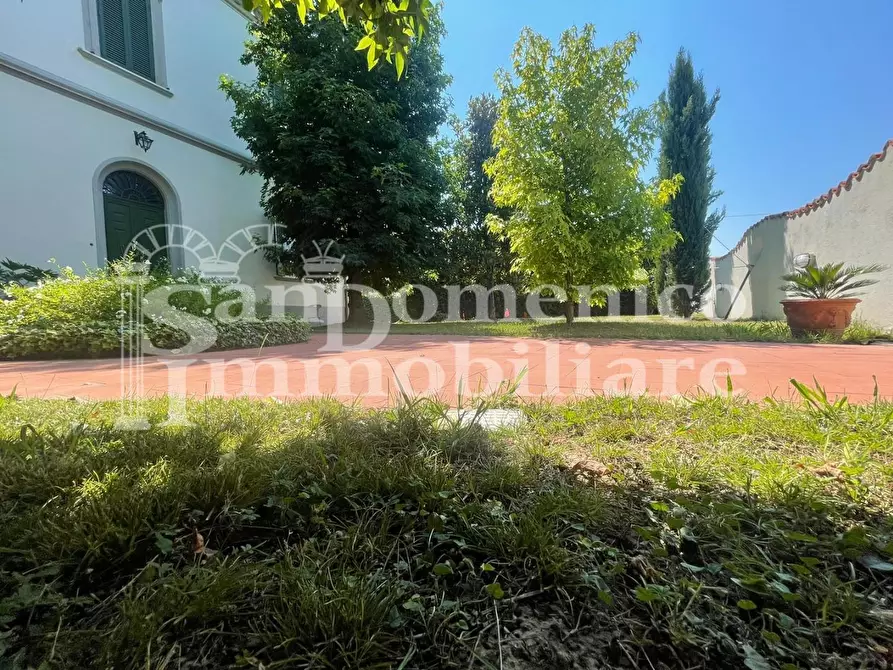 Immagine 56 di Villa in vendita  a Pisa