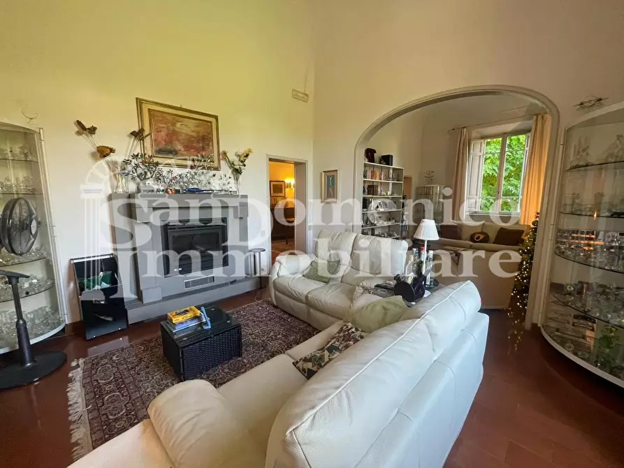 Immagine 10 di Villa in vendita  a Pisa