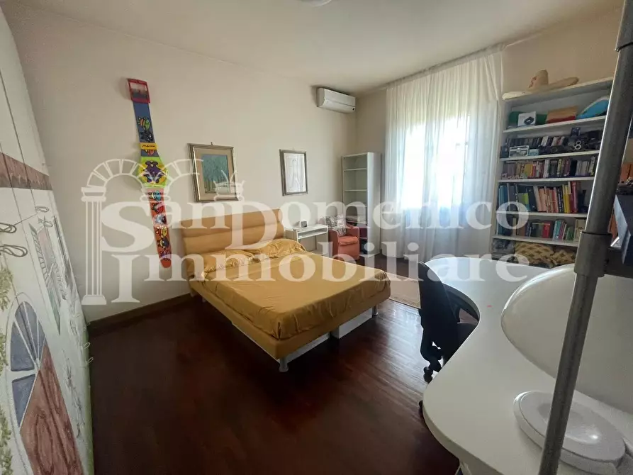 Immagine 74 di Villa in vendita  a Pisa