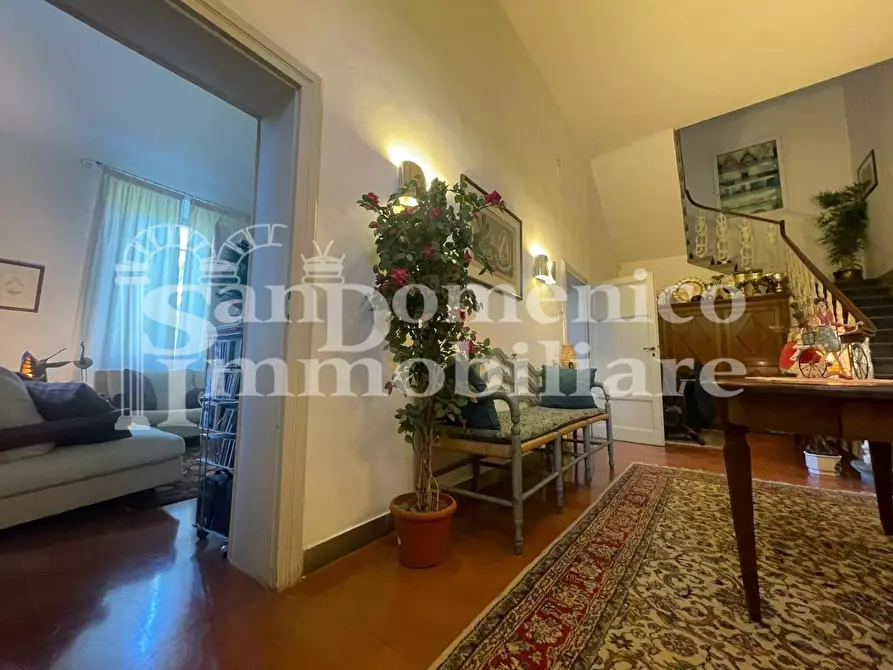 Immagine 8 di Villa in vendita  a Pisa