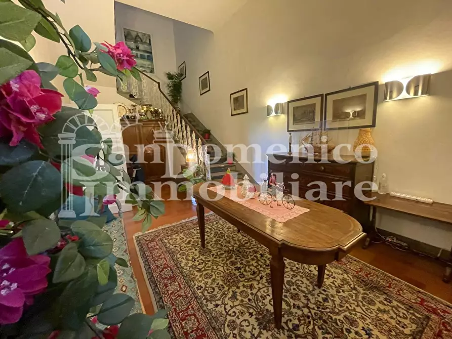 Immagine 3 di Villa in vendita  a Pisa