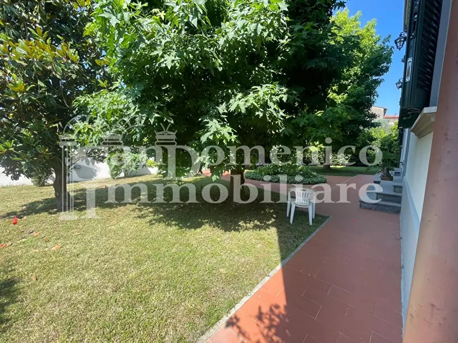 Immagine 59 di Villa in vendita  a Pisa