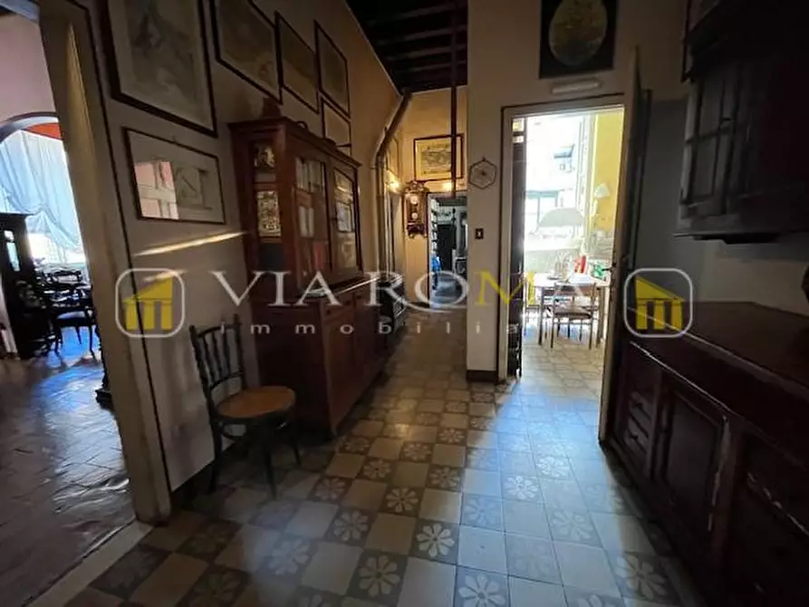 Immagine 8 di Appartamento in vendita  a Lucca