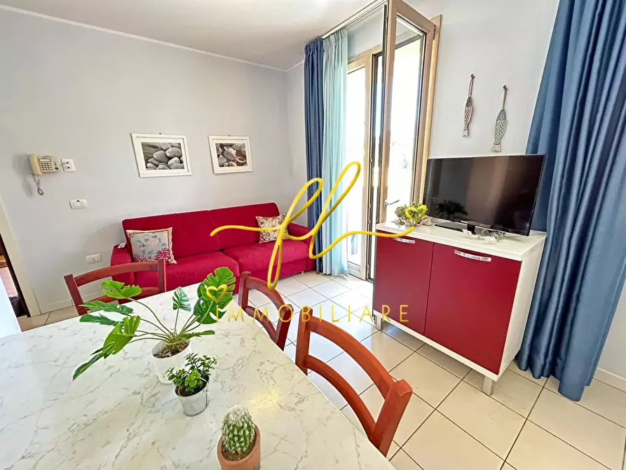 Immagine 21 di Appartamento in vendita  a Rio Marina