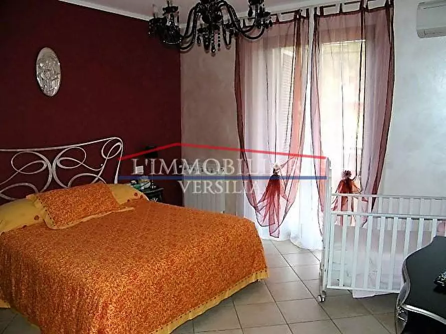 Immagine 7 di Casa semindipendente in vendita  a Massa