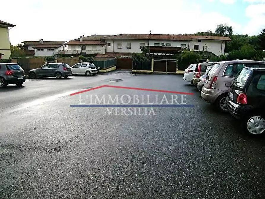 Immagine 20 di Casa semindipendente in vendita  a Massa