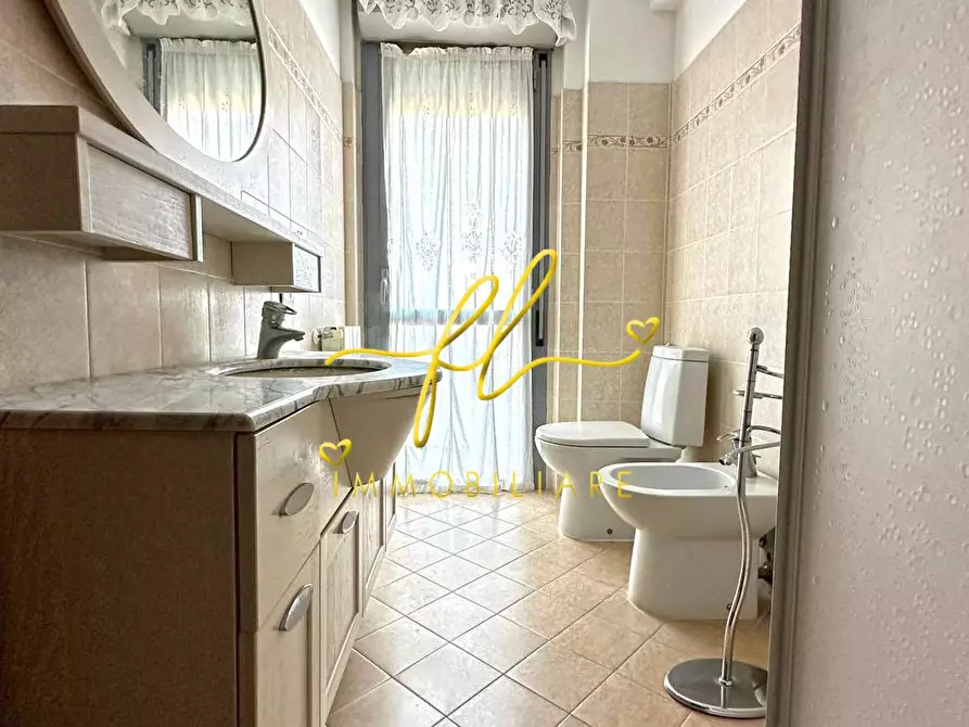 Immagine 10 di Appartamento in vendita  a Rosignano Marittimo