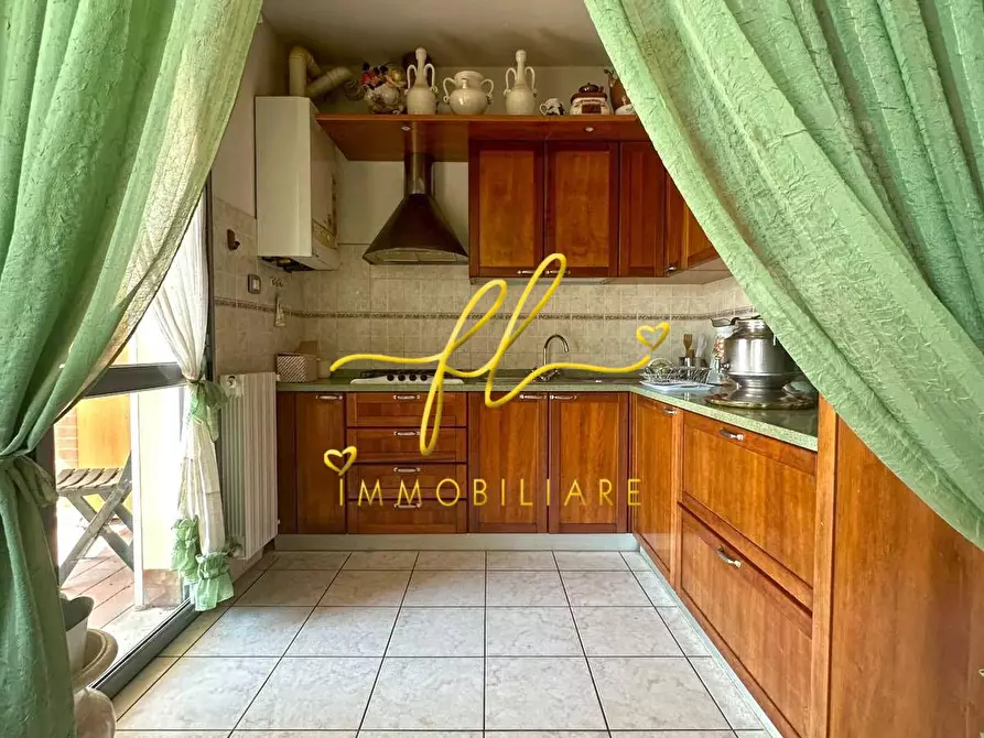 Immagine 6 di Appartamento in vendita  a Rosignano Marittimo