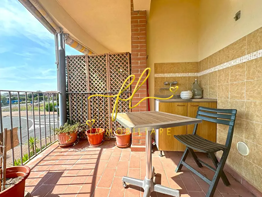 Immagine 11 di Appartamento in vendita  a Rosignano Marittimo