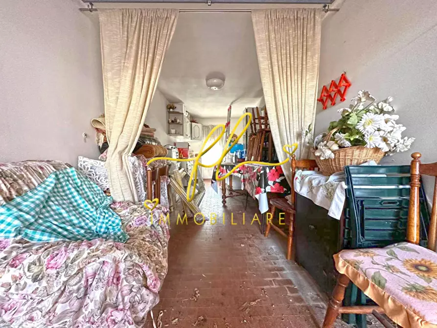 Immagine 12 di Appartamento in vendita  a Rosignano Marittimo