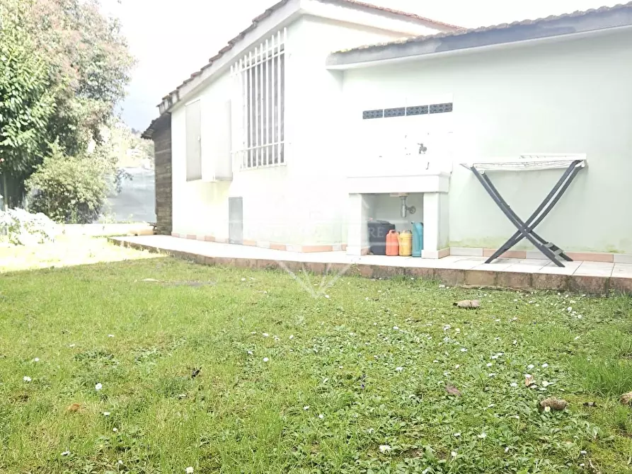 Immagine 22 di Casa indipendente in vendita  a Carrara