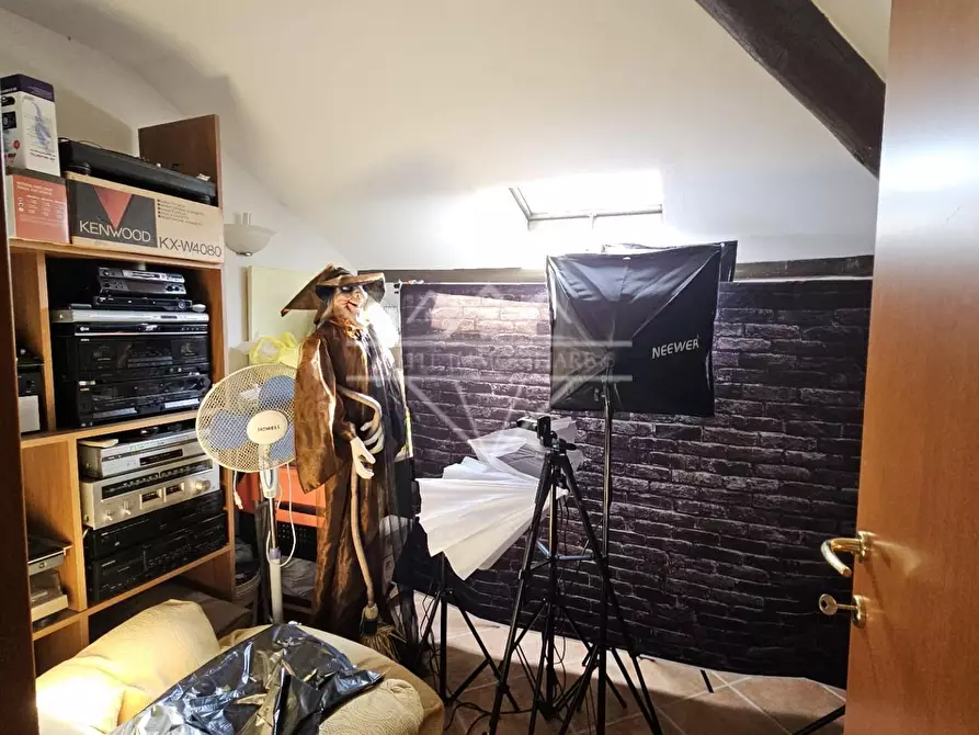 Immagine 17 di Casa indipendente in vendita  a Carrara