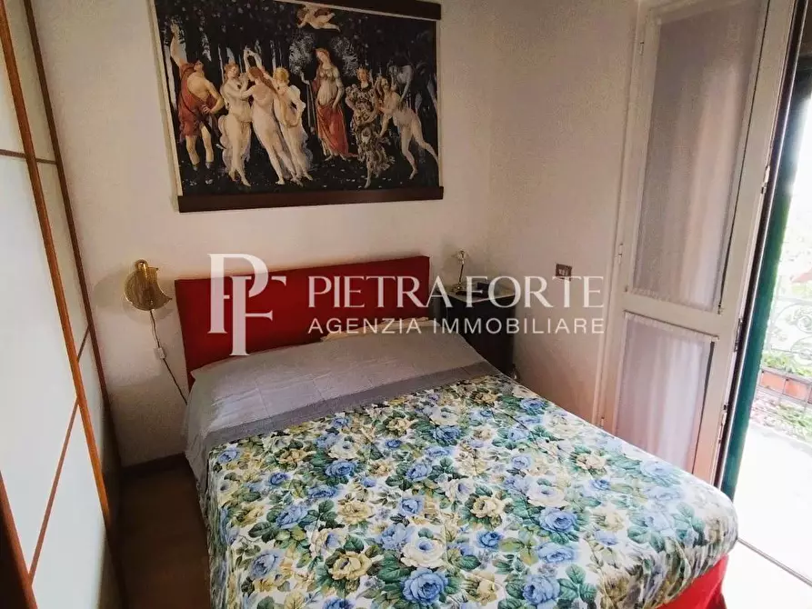 Immagine 3 di Casa semindipendente in vendita  a Pietrasanta