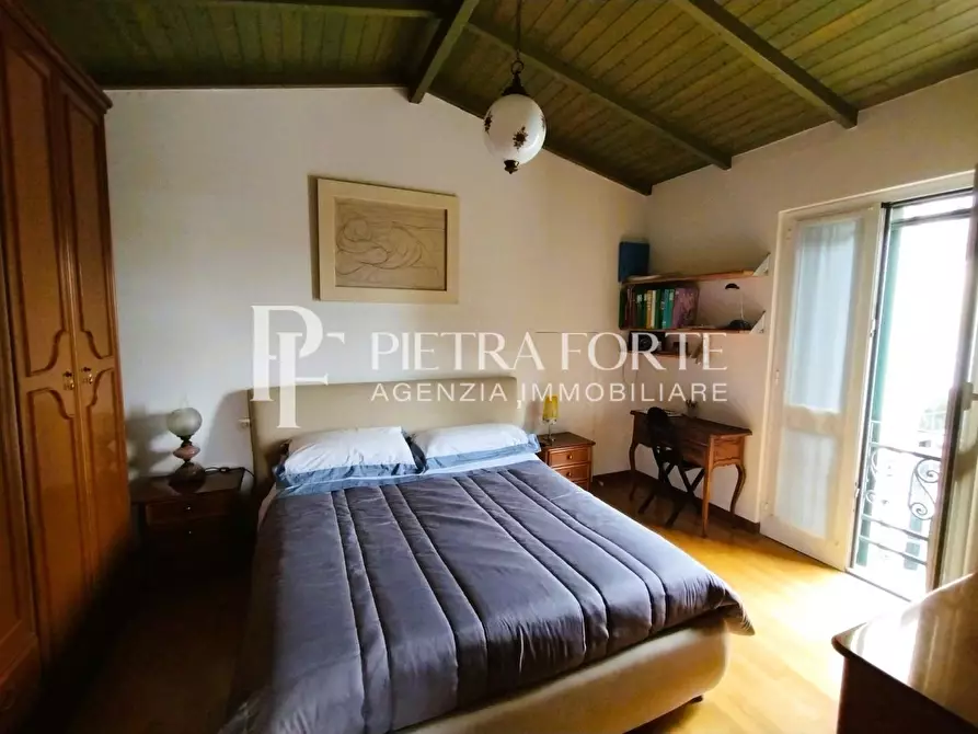 Immagine 9 di Casa semindipendente in vendita  a Pietrasanta