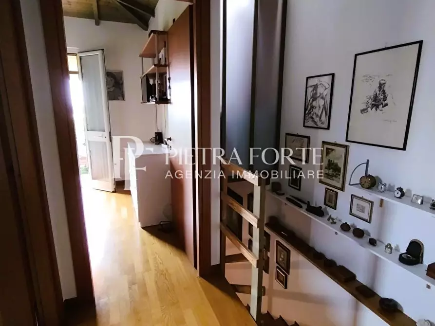 Immagine 7 di Casa semindipendente in vendita  a Pietrasanta
