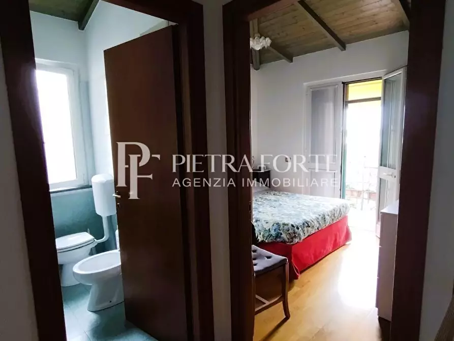 Immagine 8 di Casa semindipendente in vendita  a Pietrasanta