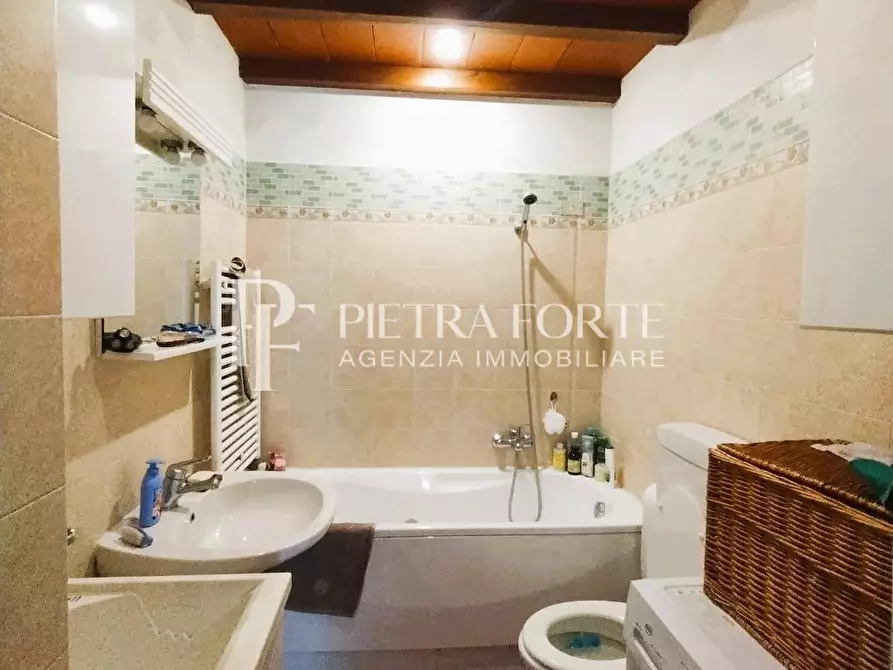 Immagine 16 di Casa semindipendente in vendita  a Pietrasanta