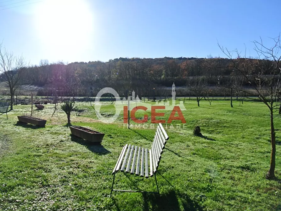 Immagine 7 di Villa in vendita  a Colle Di Val D'elsa