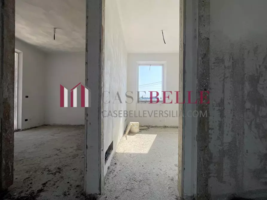 Immagine 24 di Casa bifamiliare in vendita  a Camaiore