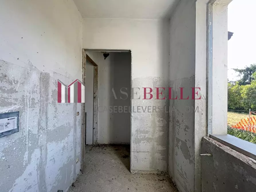 Immagine 13 di Casa bifamiliare in vendita  a Camaiore