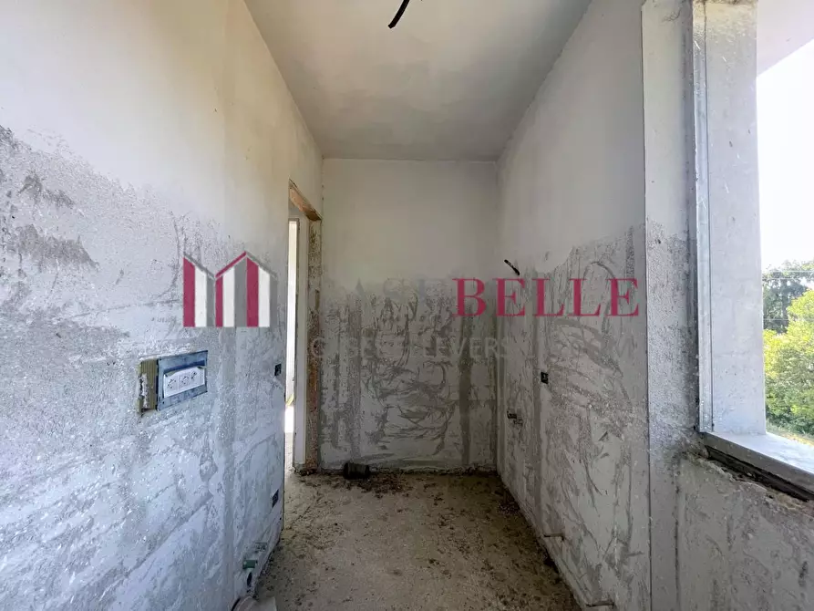 Immagine 38 di Casa bifamiliare in vendita  a Camaiore