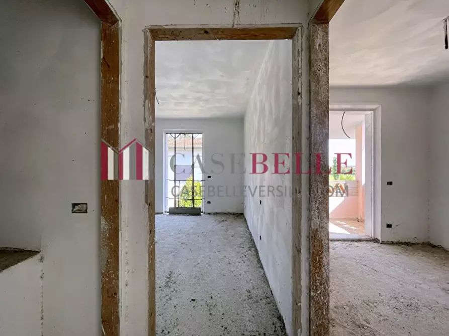 Immagine 26 di Casa bifamiliare in vendita  a Camaiore