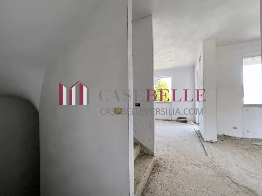 Immagine 14 di Casa bifamiliare in vendita  a Camaiore