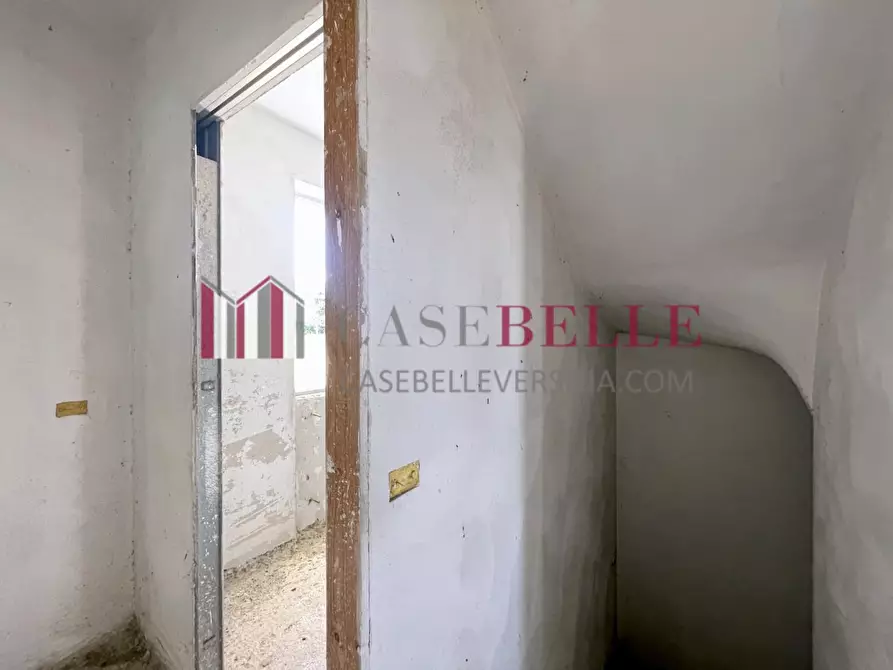 Immagine 11 di Casa bifamiliare in vendita  a Camaiore