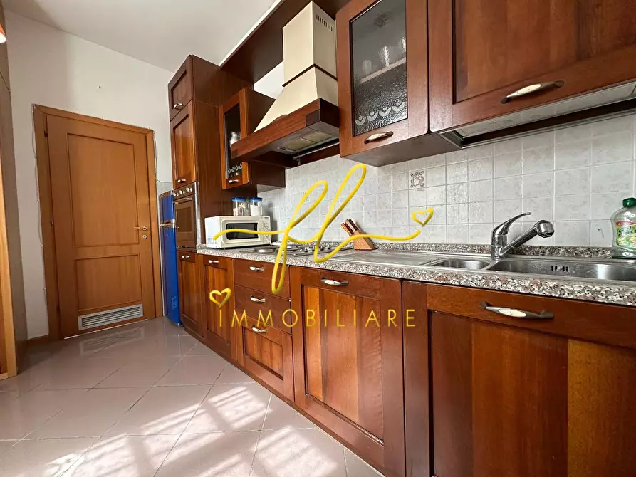 Immagine 4 di Appartamento in vendita  a Livorno