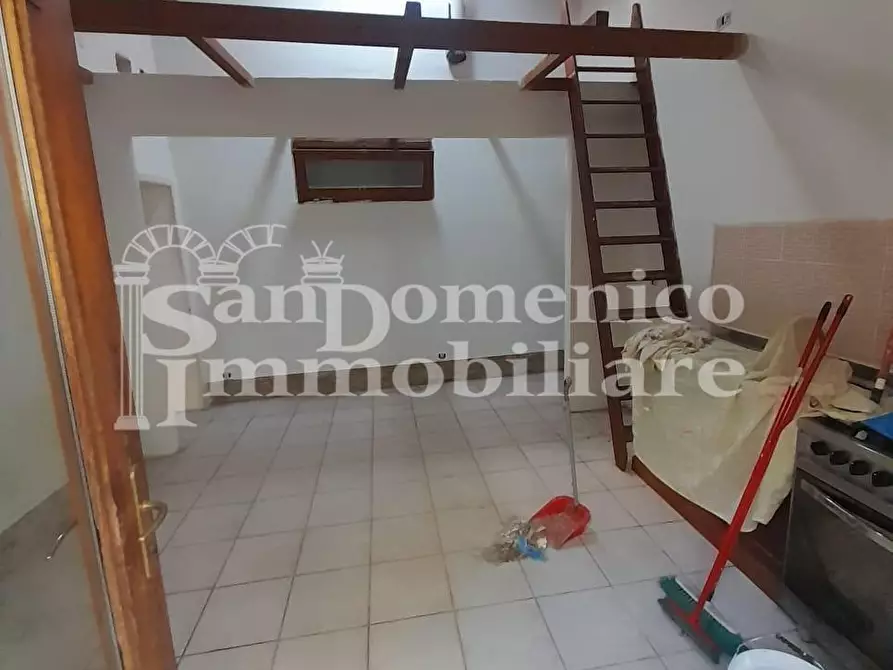 Immagine 4 di Villa in vendita  a Pisa