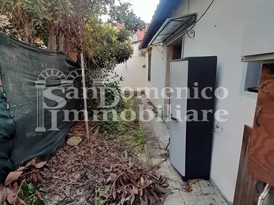 Immagine 8 di Villa in vendita  a Pisa